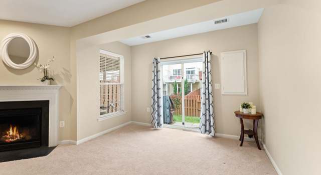 Photo of 593 Edmonton Ter NE, Leesburg, VA 20176