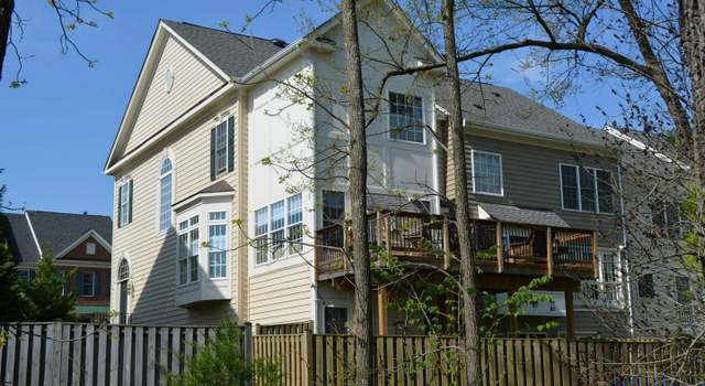 Photo of 43722 Lees Mill Sq, Leesburg, VA 20176