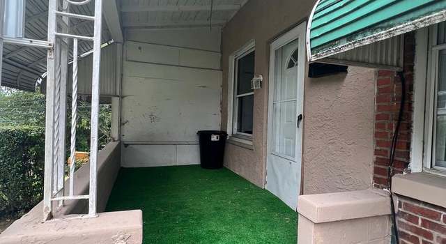 Photo of 213 Hamilton Ave, Darby, PA 19023