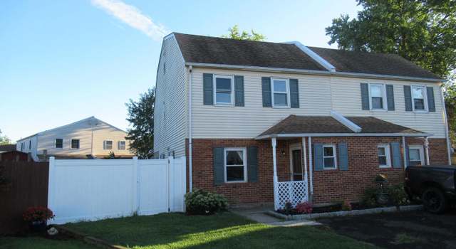Photo of 8 Braxton Ct, Quakertown, PA 18951