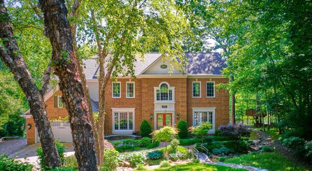 Photo of 11905 Champion Lake Ct, Herndon, VA 20170