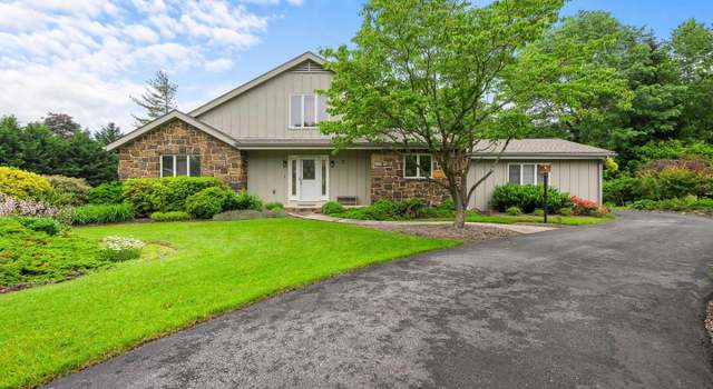 Photo of 7 Briars Ln, Greenville, DE 19807