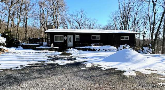Photo of 35 James Rd, Reinholds, PA 17569