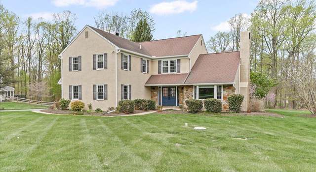 Photo of 19 Fox Lair Ln, Thornton, PA 19373