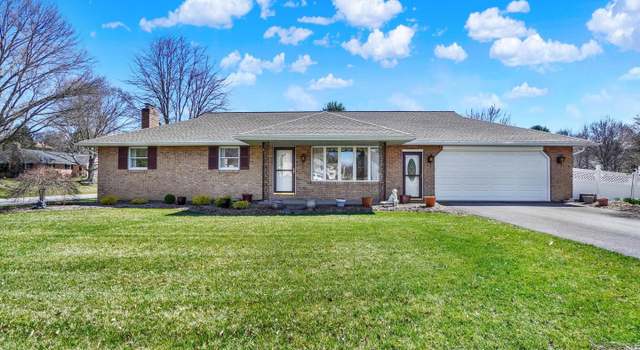 Photo of 34 Eagleton Dr, York, PA 17407