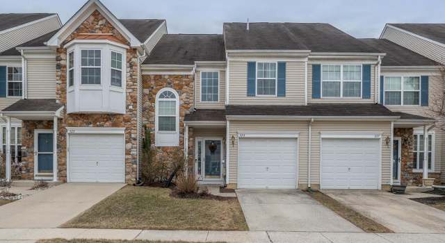 Photo of 325 Chancellor Dr, Woodbury, NJ 08096