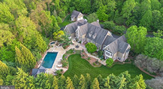 Photo of 11820 Plantation Dr, Great Falls, VA 22066