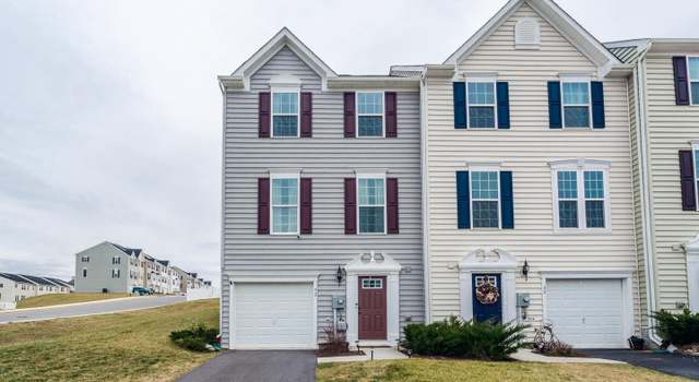 Photo of 92 Ontario Dr, Falling Waters, WV 25419