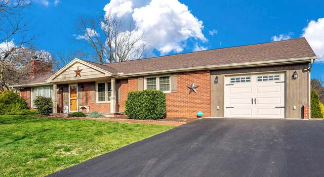 Photo of 18518 Old Colony Ln, Hagerstown, MD 21742