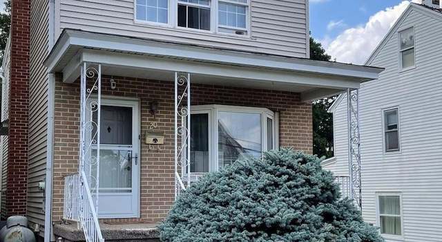 Photo of 20 Thompson St, Saint Clair, PA 17970