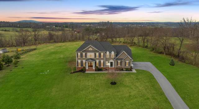 Photo of 18518 Wild Raspberry Dr, Purcellville, VA 20132