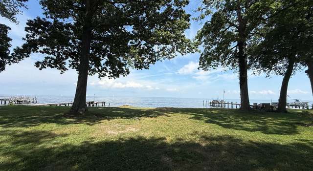Photo of 904 Bay Front Ave, North Beach, MD 20714