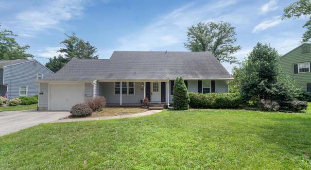 Photo of 109 Old Carriage Rd, Cherry Hill, NJ 08034