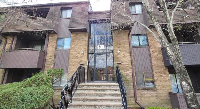 Photo of 132 Woodmill Dr, East Windsor, NJ 08512