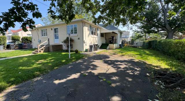 Photo of 332 Fernwood Ave, Folsom, PA 19033