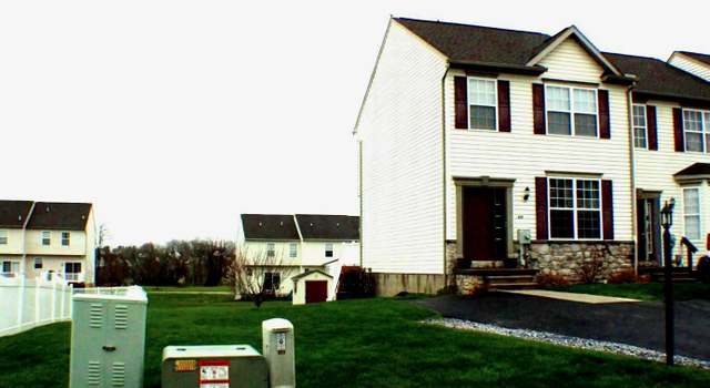 Photo of 317 Mineral Dr, York, PA 17408