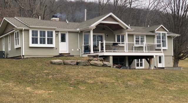 Photo of 2922 Springtown Hill Rd, Hellertown, PA 18055
