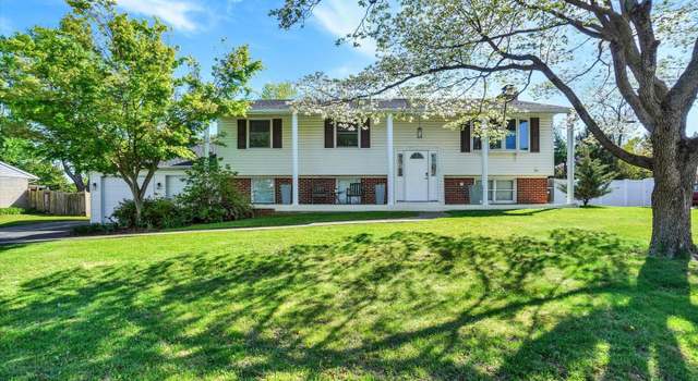 Photo of 19 Brandywine Dr, Shrewsbury, PA 17361