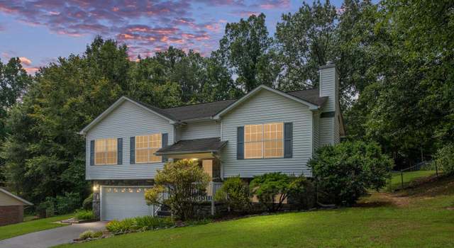 Photo of 112 Springwood Dr, Fredericksburg, VA 22401