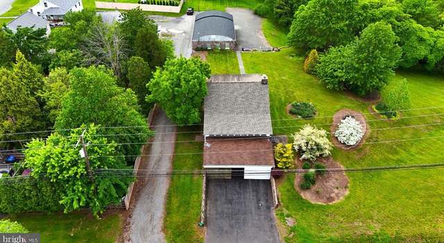Photo of 152 Montgomery Ave, Boyertown, PA 19512