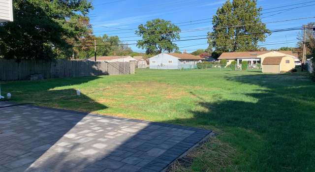 Photo of 9 Edgewood Ln, Levittown, PA 19054