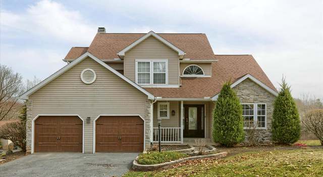 Photo of 20 Turnberry Dr, Etters, PA 17319