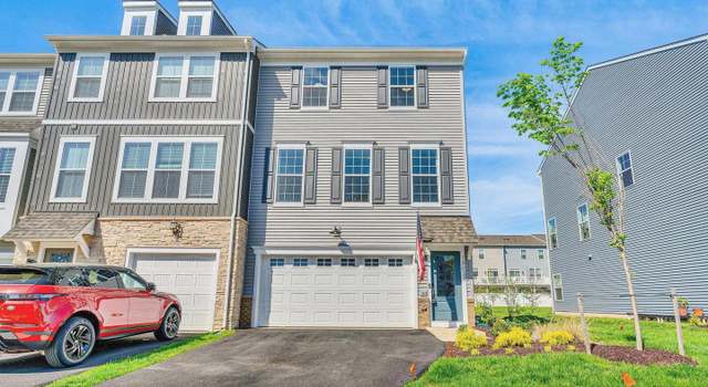 Photo of 10622 Sheffield Glen Ln, Manassas, VA 20112