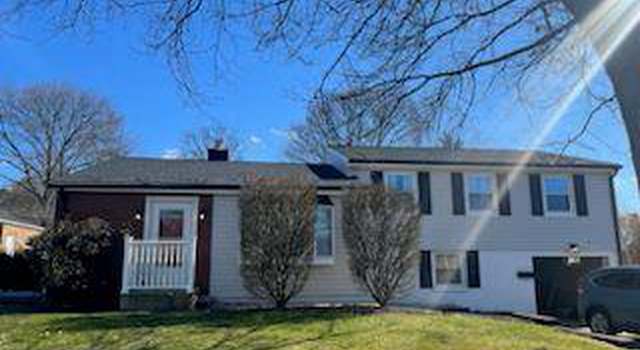 Photo of 39 Colgate Dr, Camp Hill, PA 17011