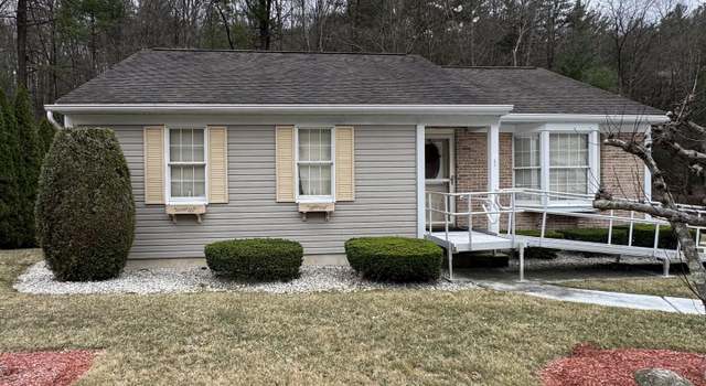 Photo of 2137 S Woodglen Rd, Pottsville, PA 17901