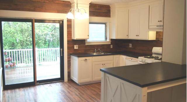 Photo of 113 Mallow Hill Rd, Baltimore, MD 21229