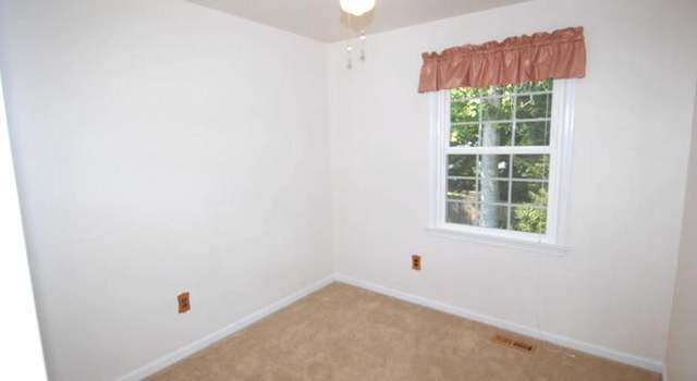 Photo of 9495 Cloverdale Ct, Burke, VA 22015