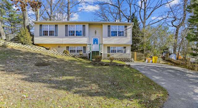 Photo of 811 Dogwood Trl, Crownsville, MD 21032