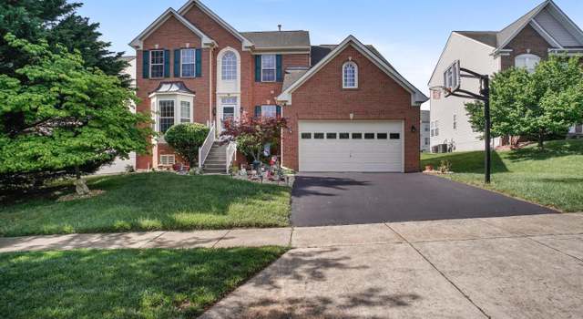 Photo of 11401 Potomac Oaks Dr, Rockville, MD 20850