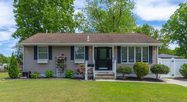 Photo of 31 Hill Dr, Pine Hill, NJ 08021