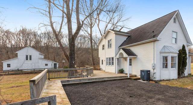 Photo of 2734 Crooked Run Rd, Delaplane, VA 20144