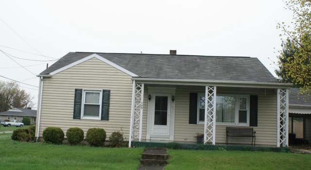 Photo of 708 High St, Chambersburg, PA 17202