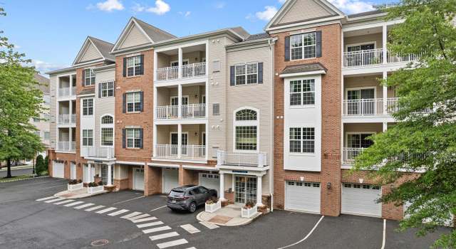 Photo of 226 Breeders Cup Dr, Cherry Hill, NJ 08002