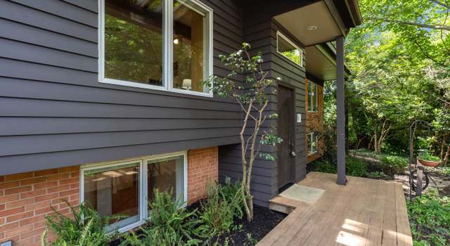 Photo of 4834 8th St S, Arlington, VA 22204