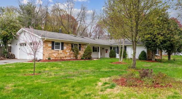 Photo of 16110 Pointer Ridge Dr, Bowie, MD 20716