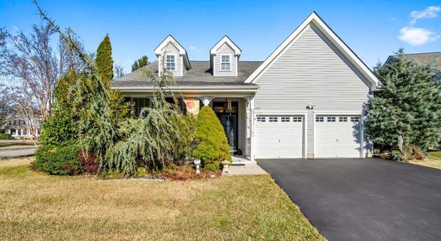 Photo of 25 Hagerty Ln, Cranbury, NJ 08512