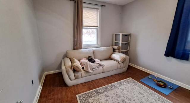 Photo of 1033 Green Ln, Levittown, PA 19057