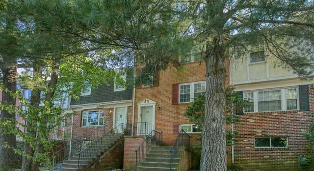 Photo of 1125 James Madison Cir, Fredericksburg, VA 22405