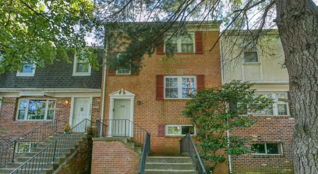 Photo of 1125 James Madison Cir, Fredericksburg, VA 22405