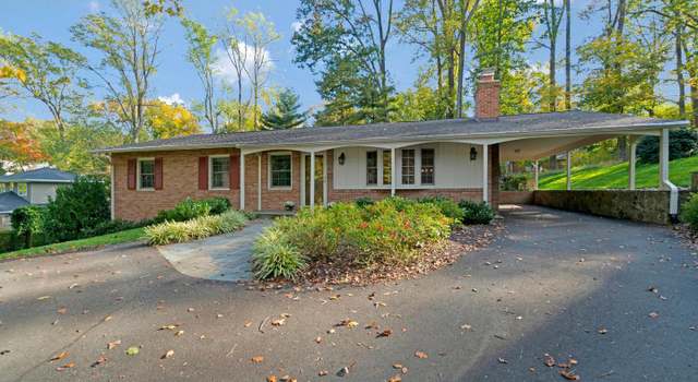 Photo of 8205 Hillcrest Rd, Annandale, VA 22003