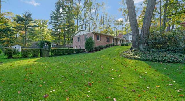 Photo of 8205 Hillcrest Rd, Annandale, VA 22003