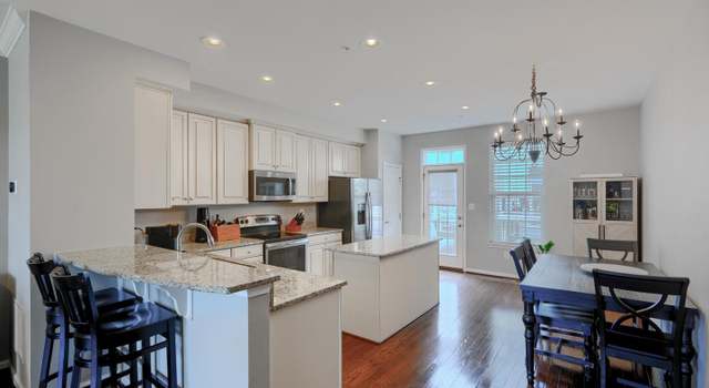 Photo of 888 S Macon St, Baltimore, MD 21224