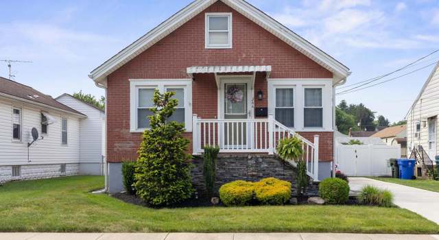 Photo of 244 Fernwood Ave, Burlington, NJ 08016