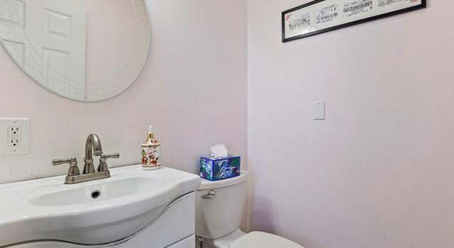 Photo of 418 S Frederick St, Mechanicsburg, PA 17055
