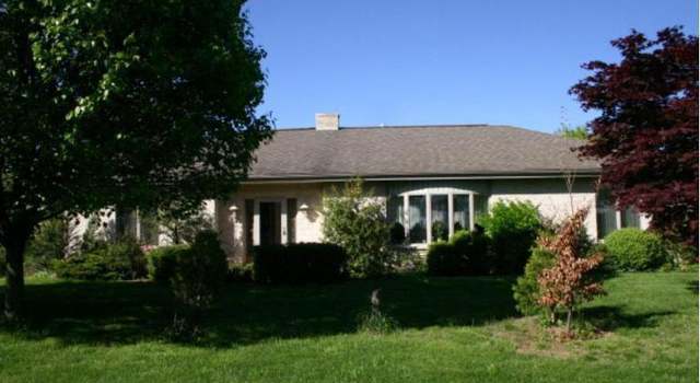 Photo of 6302 Quail Cir, Fayetteville, PA 17222
