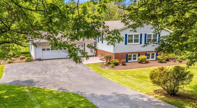 Photo of 5008 Morning Star Dr, Dayton, MD 21036